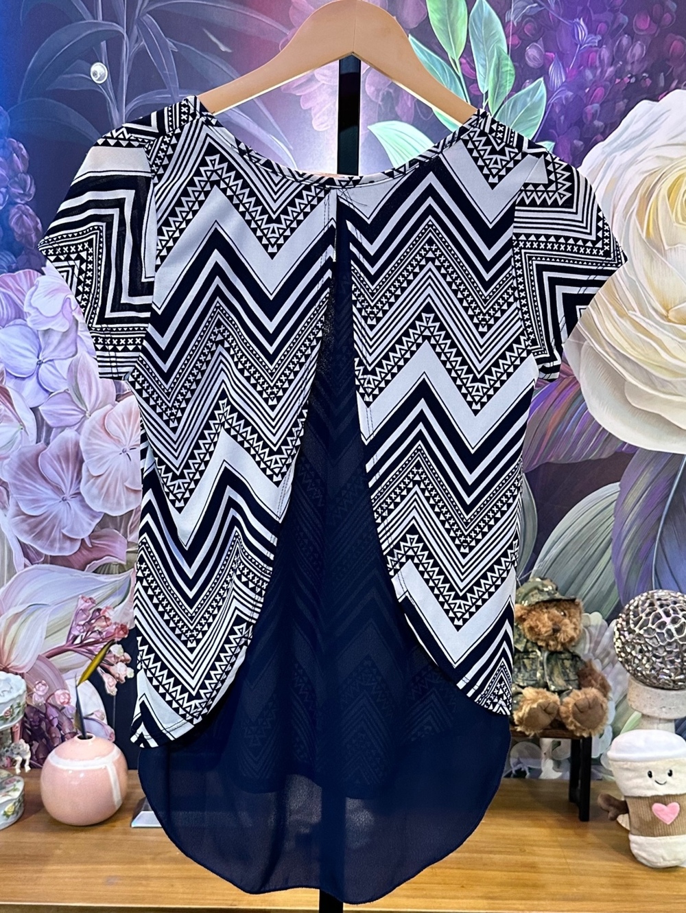 Ooh La La Medium Black and White Geometric Pattern Blouse Made in USA